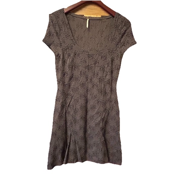 Free People Dresses & Skirts - Free People Textured Brown Scoop Neck Mini Dress Short Sleeve Boho Large